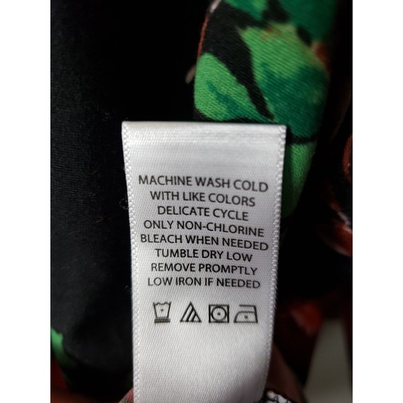 The Pioneer Woman 2X Black Red Flowers 3/4 Sleeve V-Neck Tunic Stretch top - Picture 4 of 8